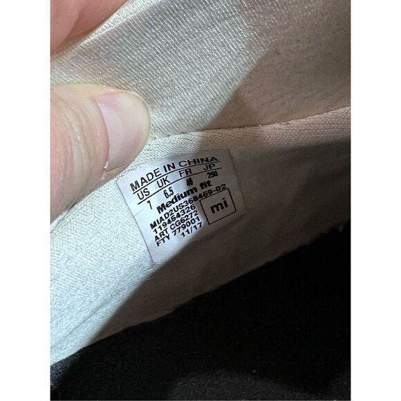 Adidas Dame 4 Damian Lillard‎ Basketball Sneakers Size 7 gray speckled soles - Picture 2 of 11